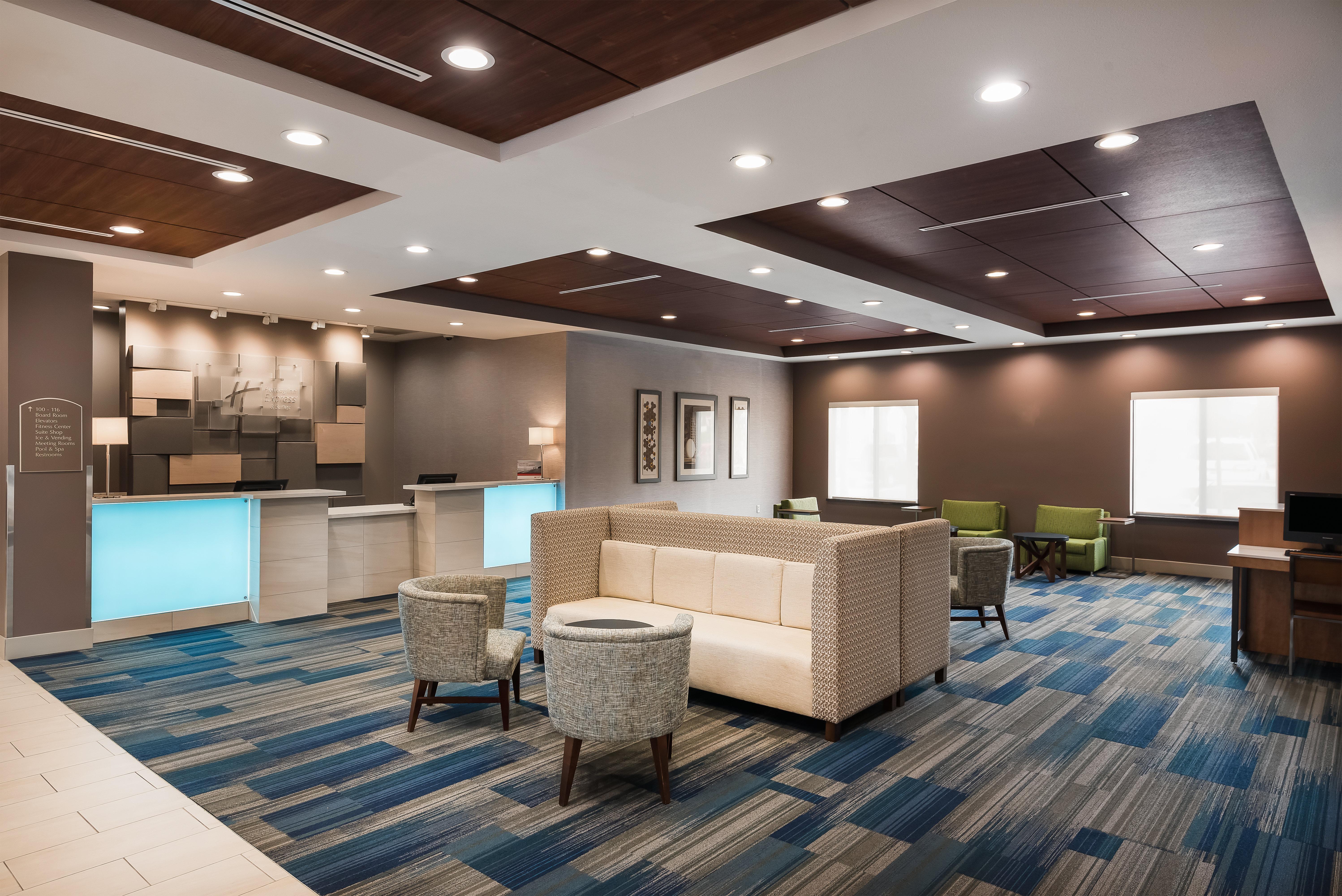 Holiday Inn Express Ontario By Ihg Creekside Екстериор снимка