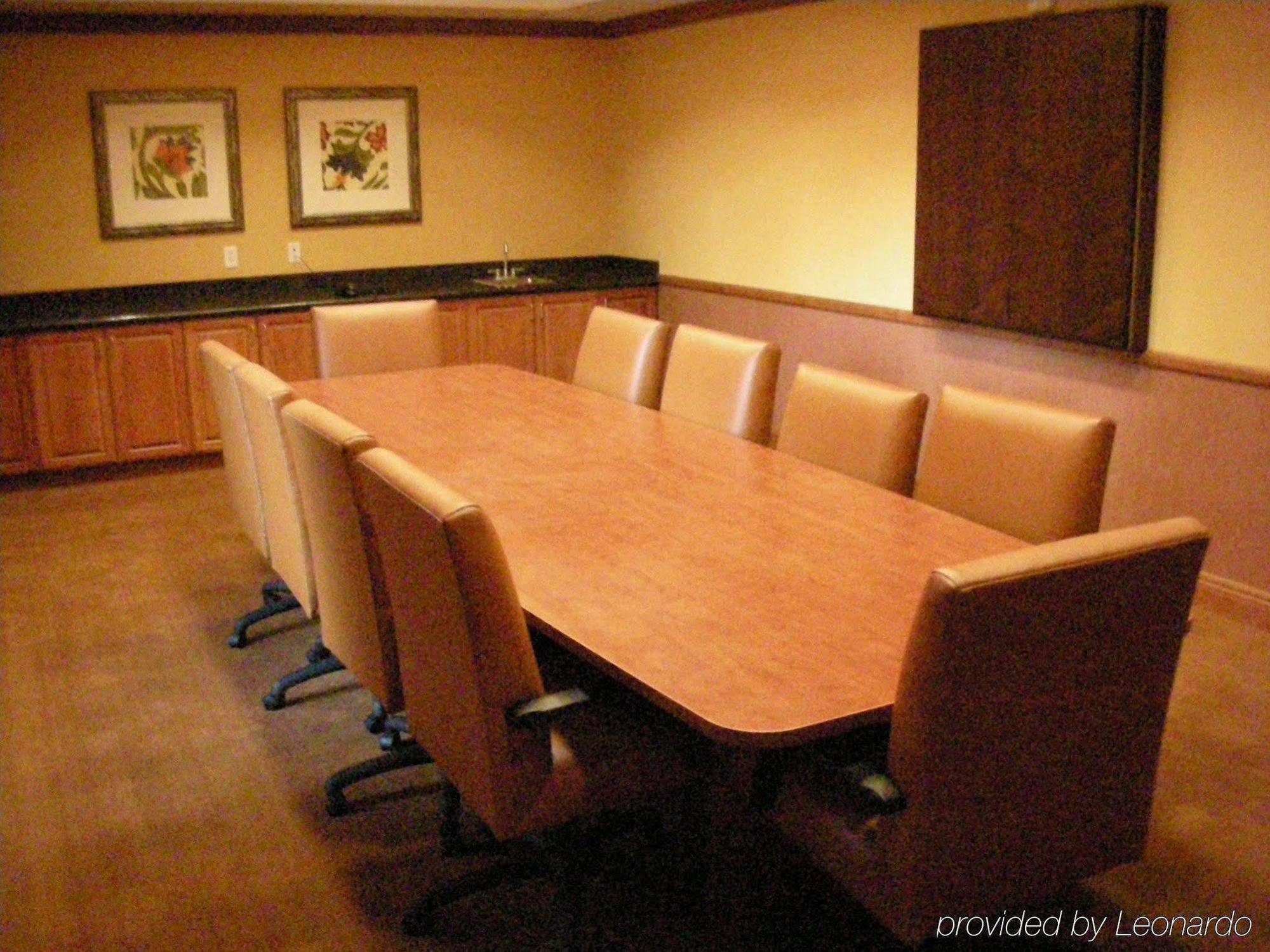 Holiday Inn Express Ontario By Ihg Creekside Екстериор снимка